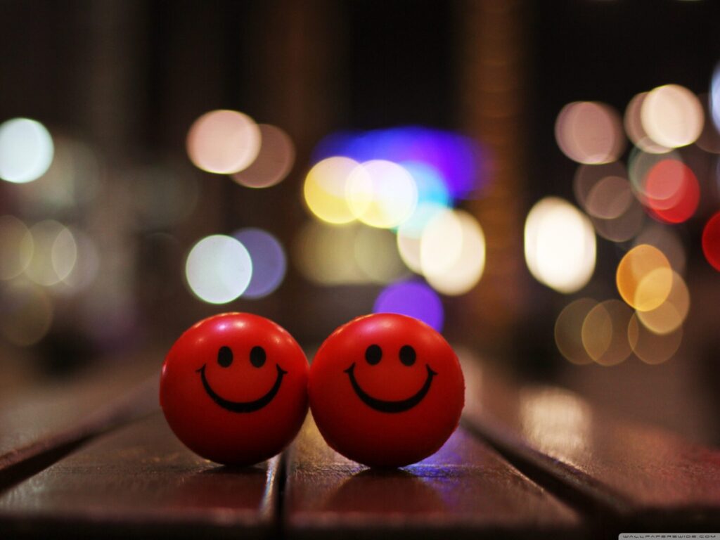 Red smiley wallpaper